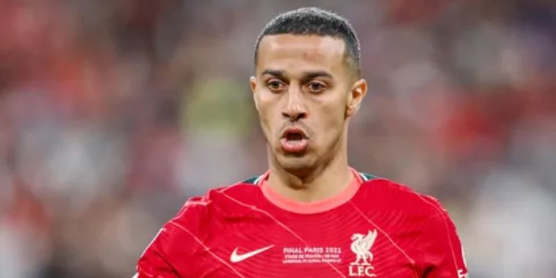 Thiago Alcântara: Nét đẹp Của Sự Hoàn Hảo Trên Sân Cỏ
