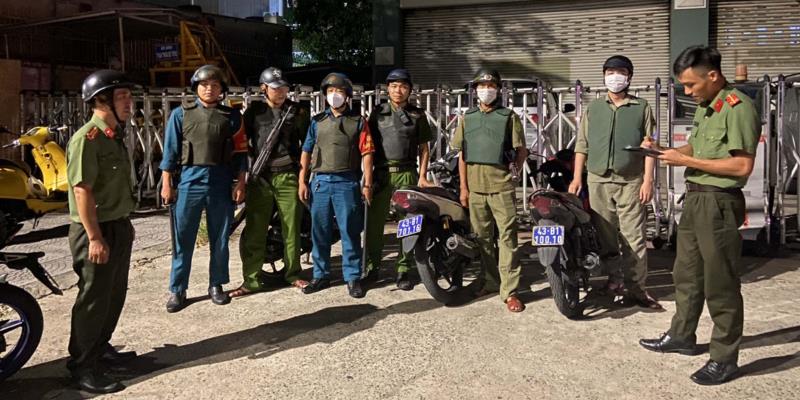 Mơ bị công an bắt đánh số gì luôn trúng?